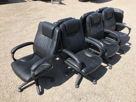 8pcs of Black Rolling Office Chairs