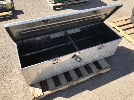 Diamond Plate Truck Tool Box