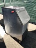 Manitowoc Commercial Ice Bin
