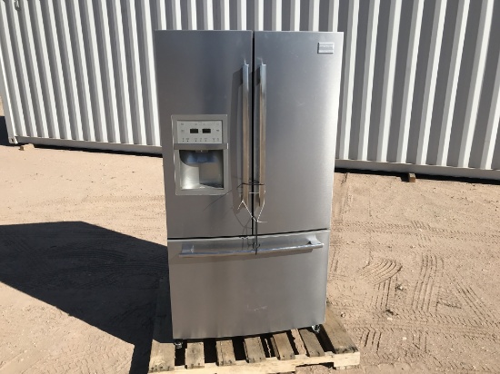 Frigidaire Professional Refrigerator / Freezer
