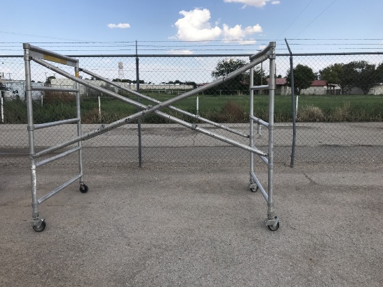 Rolling Aluminum Scaffolding - 8'6" x 4'6" x 6'6"