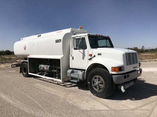 1998 International 4900 4x2 Alum Fuel Tanker -5,000GAL
