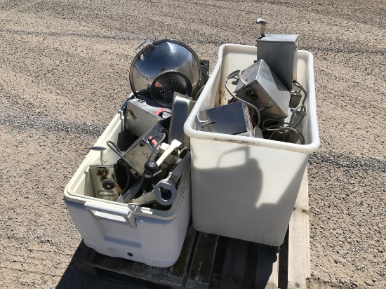 Pallet of Assorted Kitchen Items