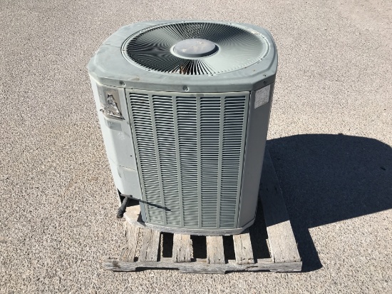 Trane XR12 A/C