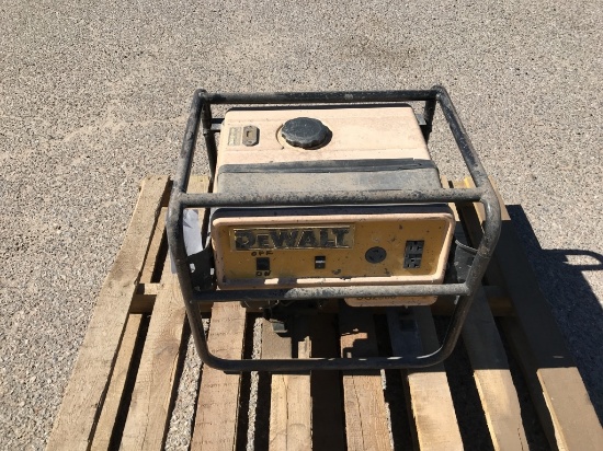 Dewalt DG2900 Gas Generator - 5.5HP