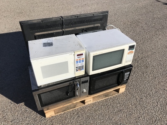 (5)pcs - Microwaves, Flat Screen TV