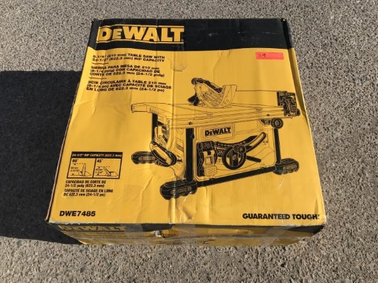 Dewalt 8-1/4" Table Saw w/ Rip