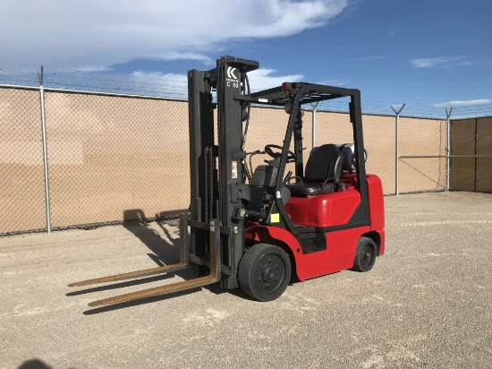 Komatsu 4500 LB Red Forklift