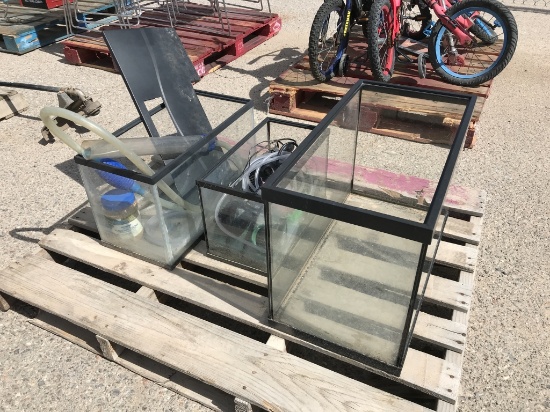 (3)pcs - Aquariums and Parts
