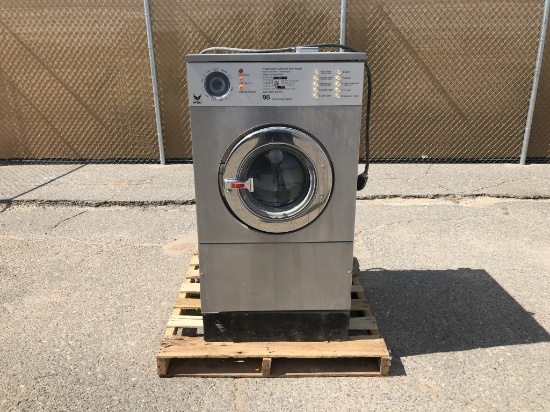 IPSO WE95 Commercial Washer / Extractor