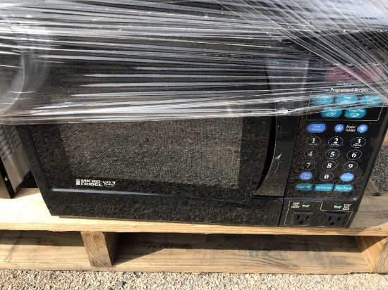 Aprx (20)pcs Assorted Mini-Fridges w/ Power Plugs