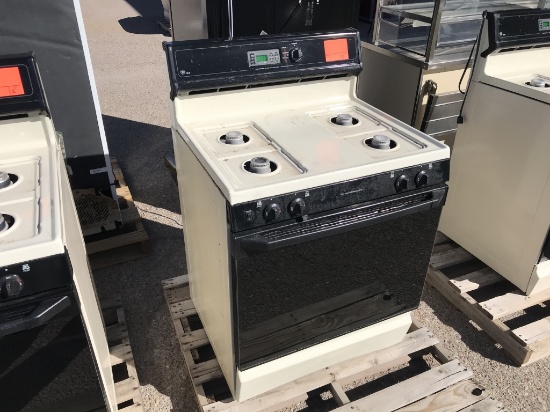 School Surplus Appliance - GE Gas Range/ Oven -D