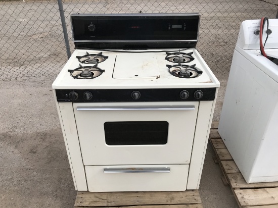 Tappan Gas Range / Oven