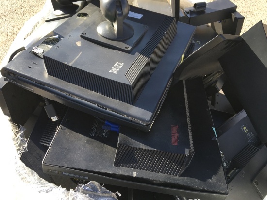 School Surplus Monitors - Dozens Lenovo's
