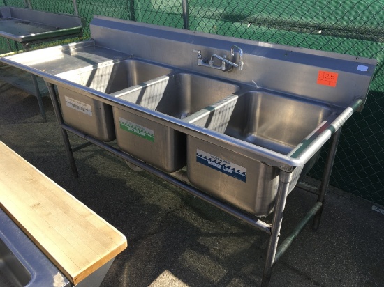 School Surplus - 3 Bay Sink w/ Faucet