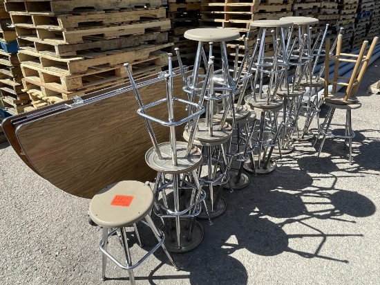 School Surplus - Aprx (24) Stools