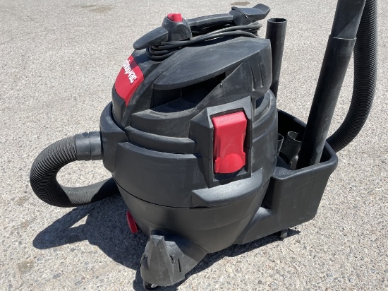 16GAL Shop-Vac w/ Attachments