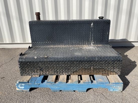 Black Diamond Plate Truck Transfer Fuel Tank
