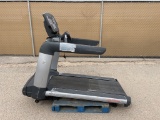 Life Fitness 95t Exercise Treadmill