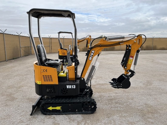 UNUSED 2024 13.5HP Gas Mini-Excavator VA13