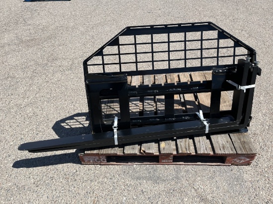 UNUSED Skid-Steer Pallet Fork Attachment,59" Forks