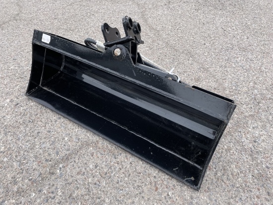 UNUSED Mini-Excavator Attachment-40" Hydrl Bucket