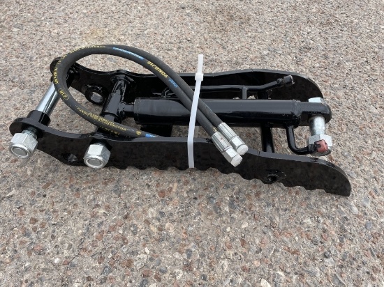 UNUSED Mini Excavator Attachment - Hydraulic Thumb