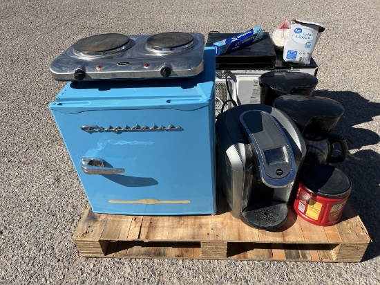 Pallet of Break Room Kitchen Items