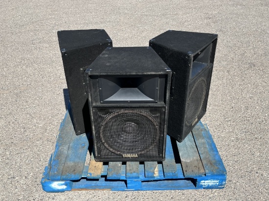 School Surplus-Yamaha S115IV Professional Speakers