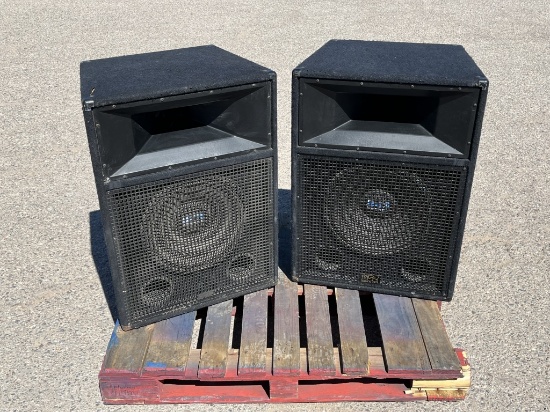 School Surplus- B:52 PA215 Professional Speakers
