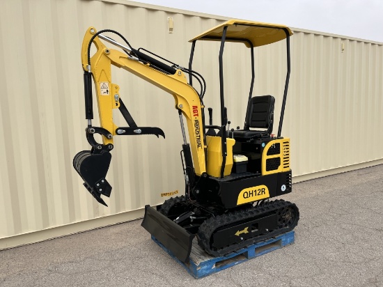 UNUSED AGT 15HP 1 TON Gas Mini-Excavator QH12R