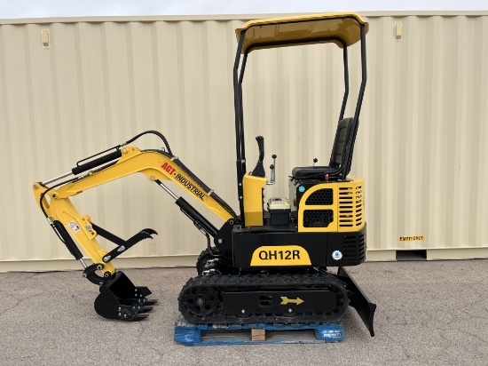 UNUSED AGT 15HP 1 TON Gas Mini-Excavator QH12R