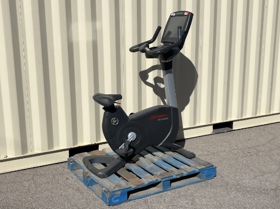 Life Fitness 95c Lifecycle Bike