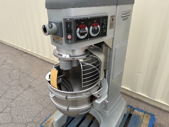 Hobart HL600 Floor Food Mixer W/ Attachments