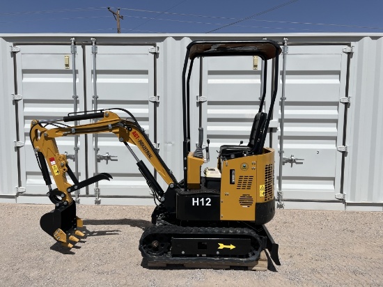 UNUSED AGT 13.5HP Gas Mini-Excavator H12 w/ Blade
