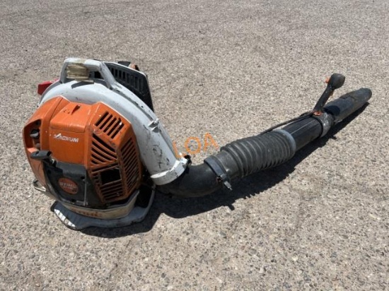 Stihl Magnum BR80G Professional Gas Blower