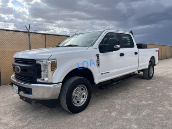 2019 Ford F-250 Super Duty XL 4x4 Pickup Truck