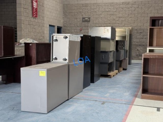School Surplus- Aprx(19)pcs Row of Cabinets