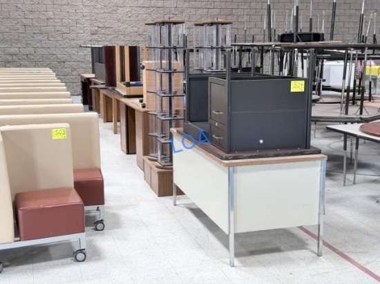 School Surplus- Aprx(14)pcs Row of Office Desk
