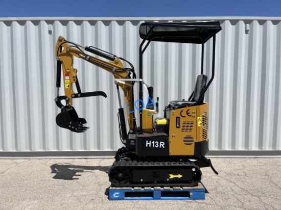 UNUSED AGT 15HP Gas Mini-Excavator H13R w/Blade