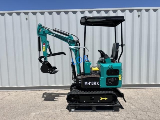 UNUSED 15HP Gas Mini-Excavator MH13RX w/ Blade