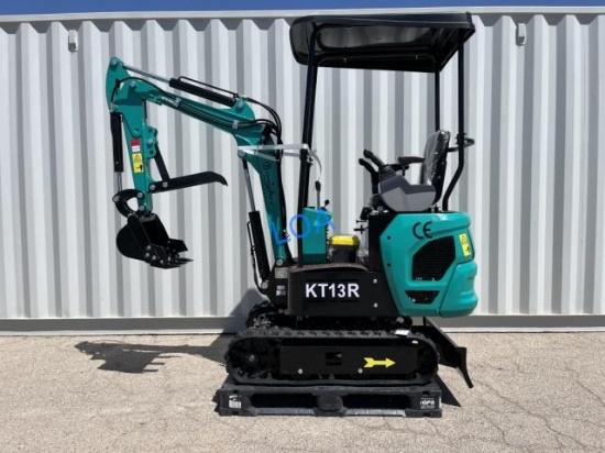 UNUSED 15HP Gas Mini-Excavator KT13R w/ Blade