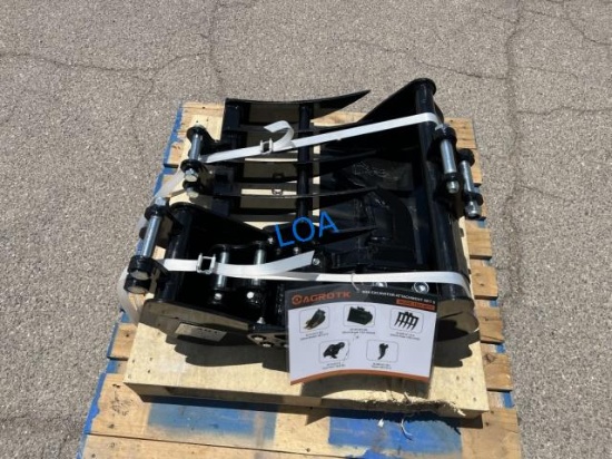NEW 2026- (5)pc Mini-Excavator Attachment Set
