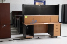 School Surplus: Apx(7)pcs Office Furniture Row