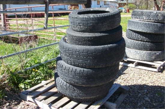 Pallet of Assorted Tires