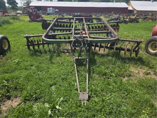John Deere 210 Disc.