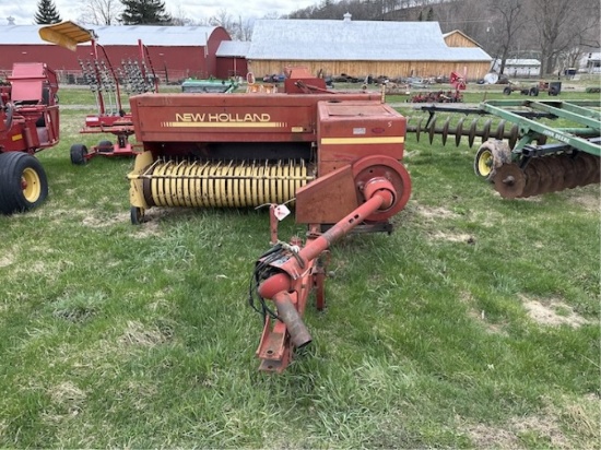 Nh 575 Baler W/thrower