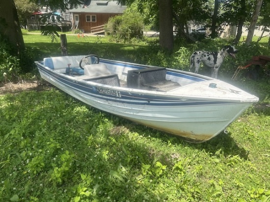 1975 Crest Boat