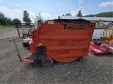 Rovibee 525 Mixer Feeder