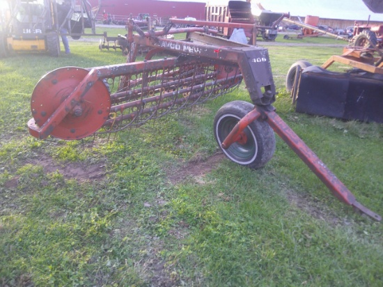 New Idea 406 RAKE W/ DOLLY WHEEL